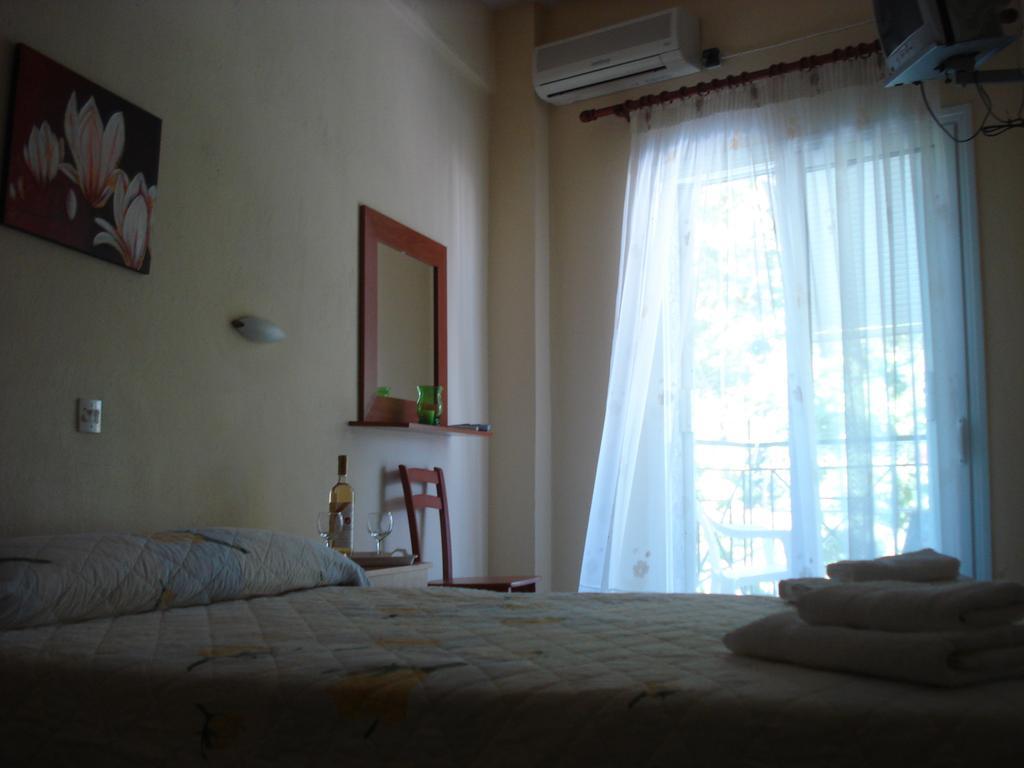 Anna Georgiou Apartment Скала Сотирос Екстериор снимка
